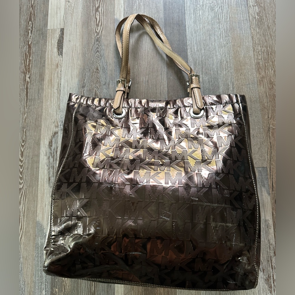 Michael Kors USED handbag tote in gunmetal metallic